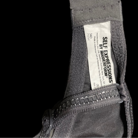 Self Expressions by Maidenform Underwire Push-up Bra - Picture 9 of 10